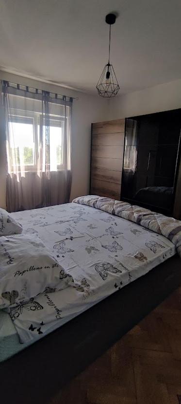 Cozy Corners Apartment นิน ภายนอก รูปภาพ