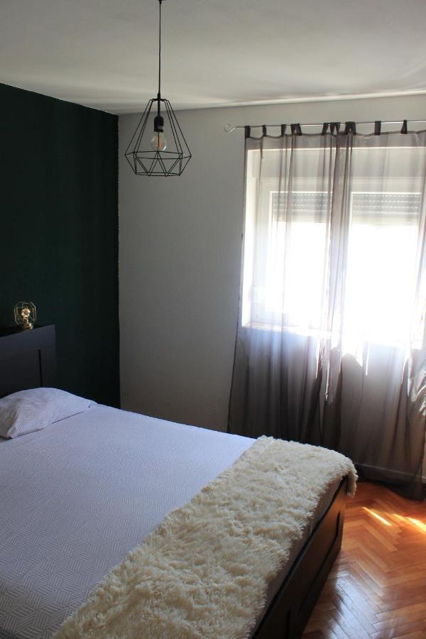 Cozy Corners Apartment นิน ภายนอก รูปภาพ